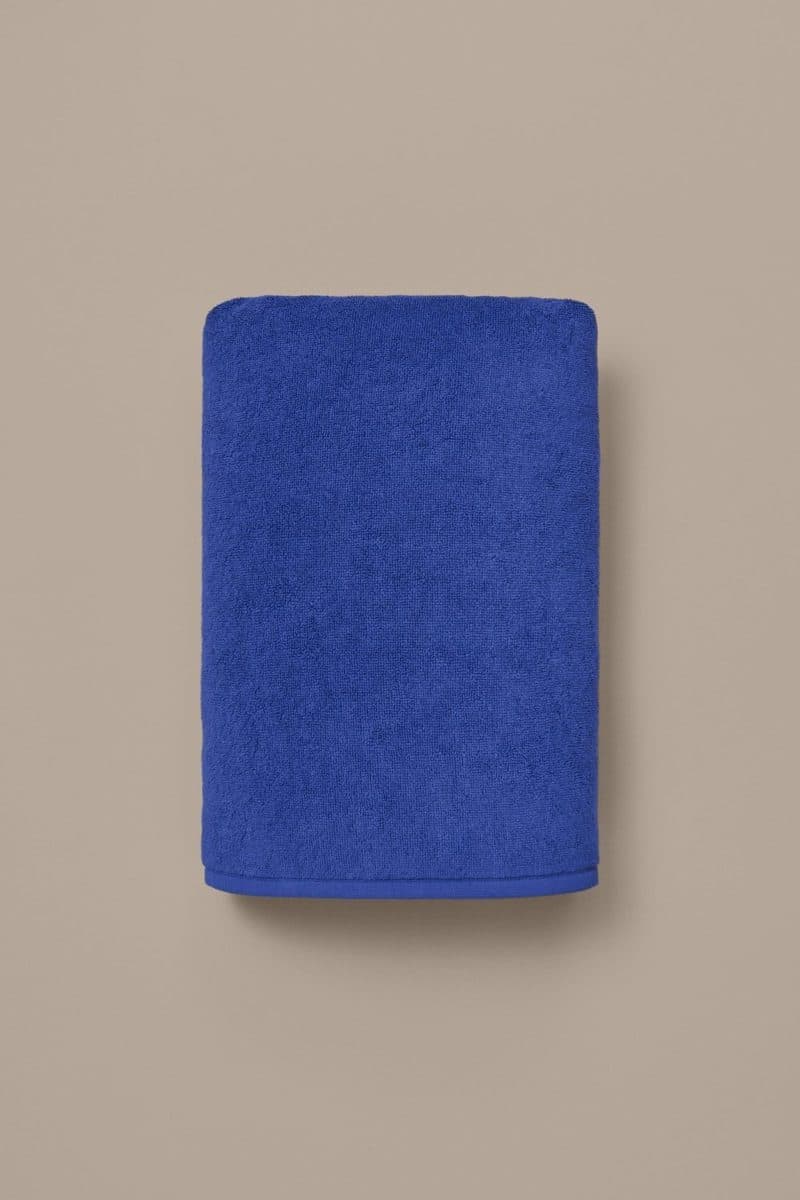Poolhanddoek Blue Lagoon vlak opgehangen, effen kobaltblauw